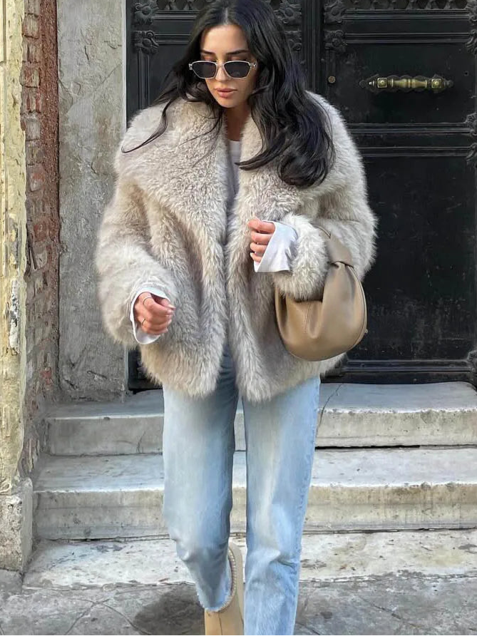 Columbus™ | Cropped Faux Fur Coat